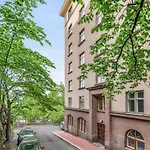 Wehost Oikokatu * Helsinki